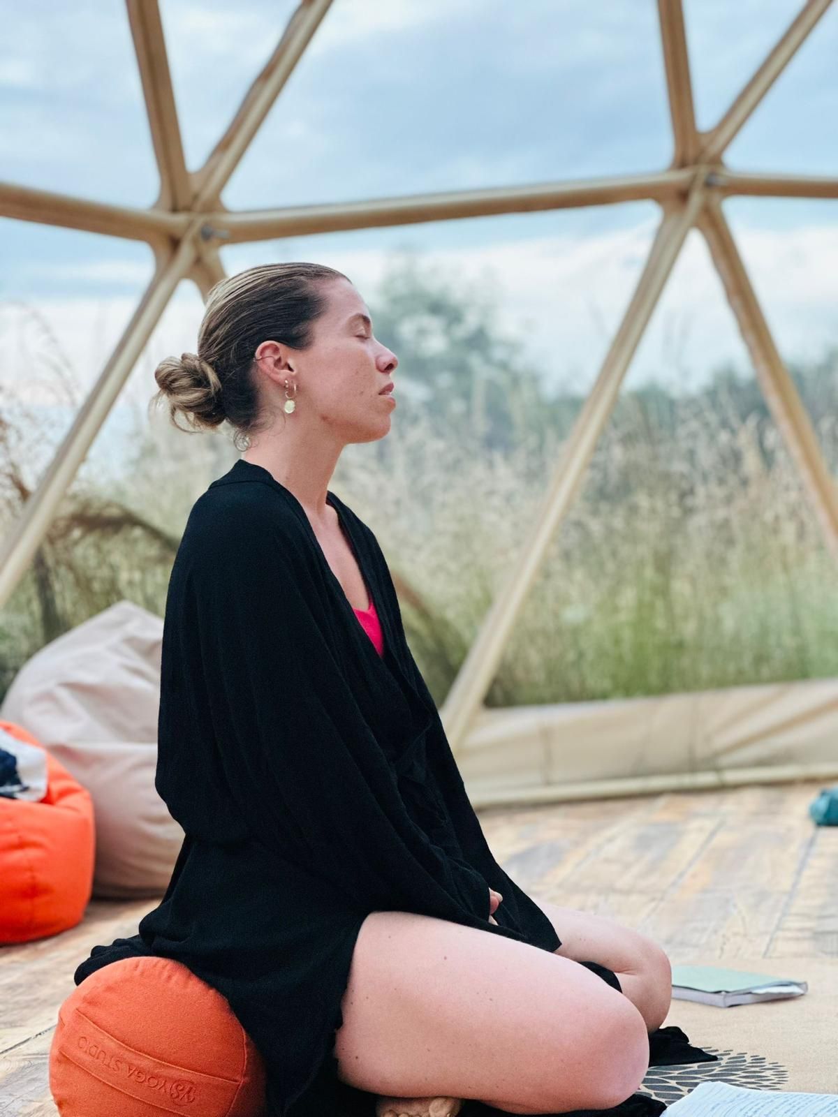 Whats App-Image-2025-11-21-at-19.46.54